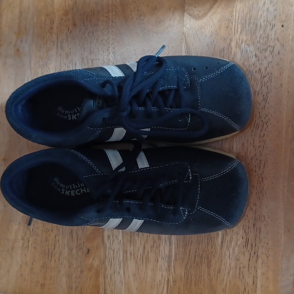 Skechers shoes